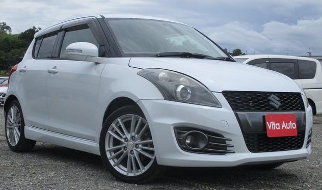 2013 SUZUKI SWIFT
